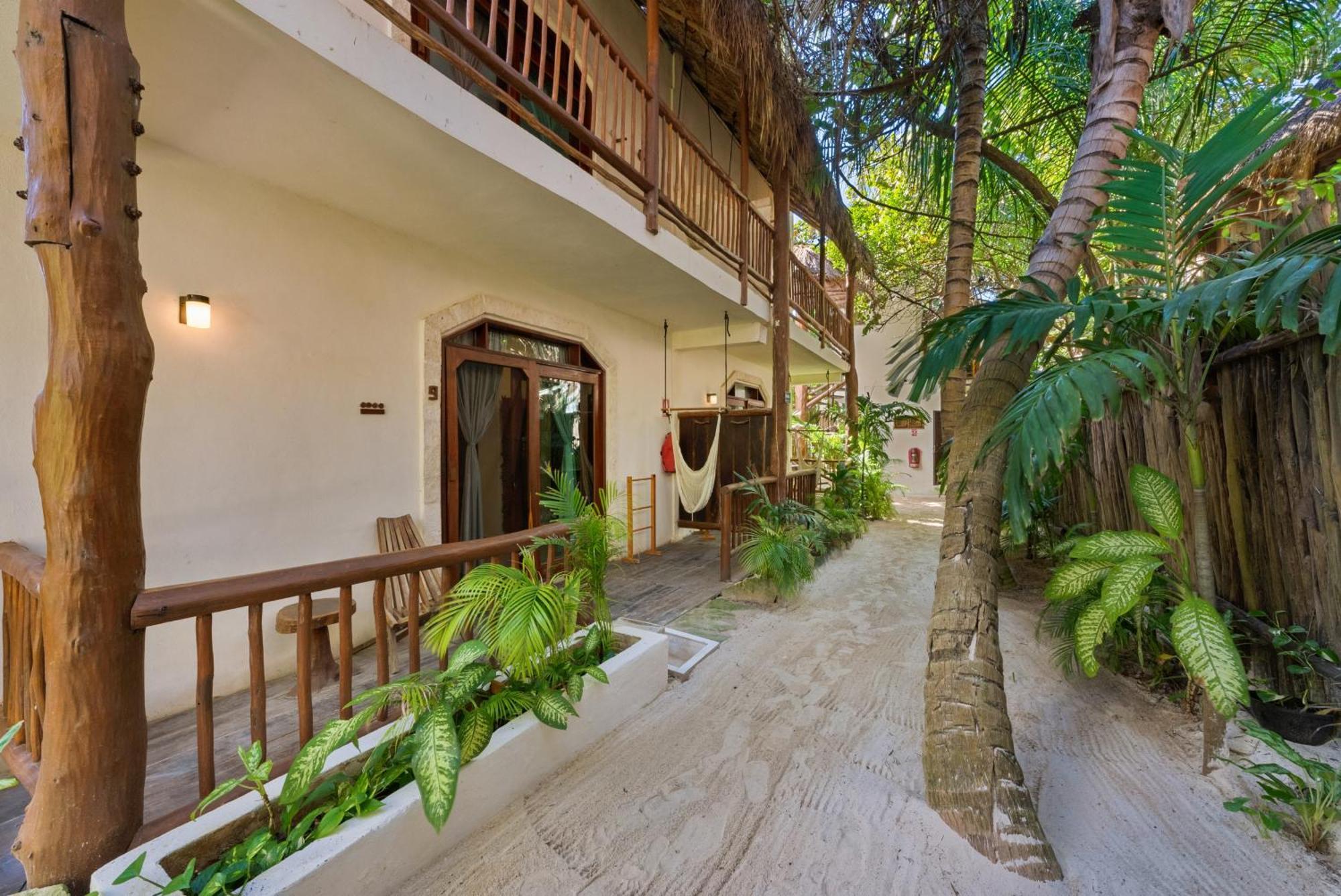Playa Canek Beachfront Eco Hotel Tulum Zewnętrze zdjęcie
